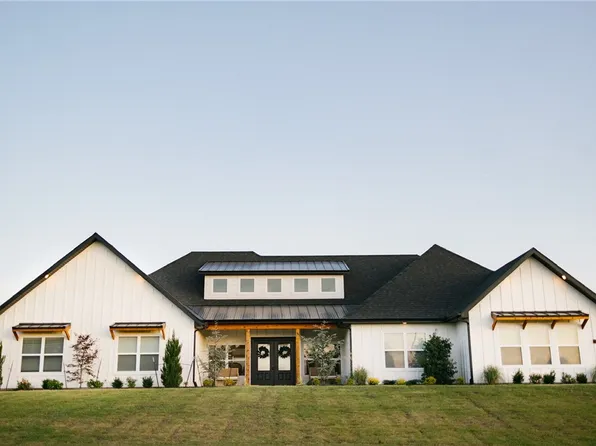 13331 Bethel Blacktop Rd, Farmington, AR 72730