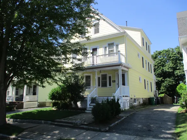 25 Harrington St #1, Newton, MA 02460