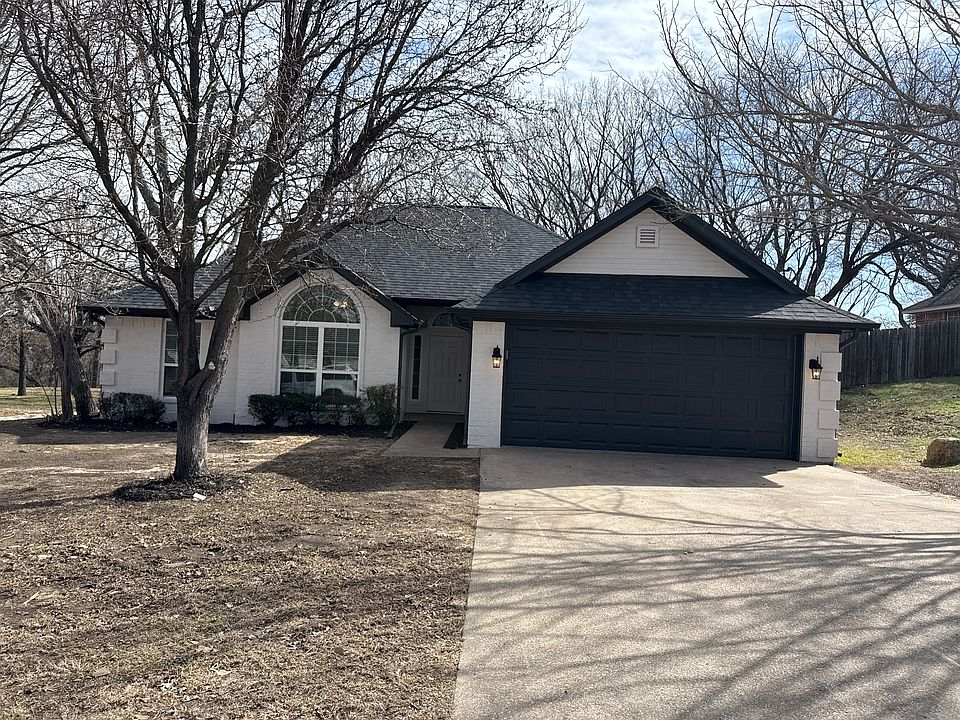 1st image of 101 King Arthur Ct