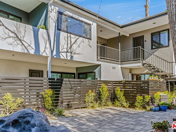 2nd image of 2021 N Beachwood Dr APT 2