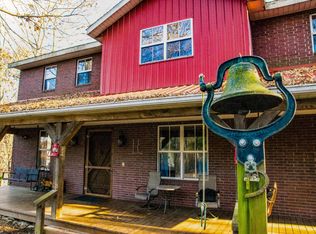 1012 Hickory St, Cassville, MO 65625