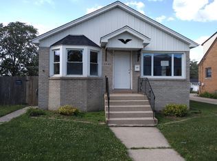 3530 Randolph St, Lansing, IL 60438