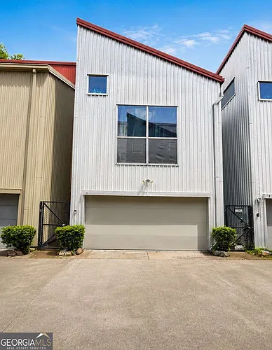 241 Maynard Ter Photo 1