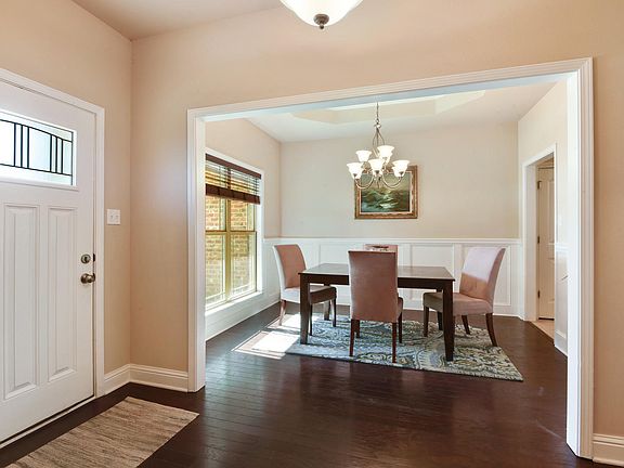 2nd image of 2116 Siena Cir