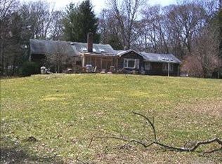 9 Tyler Rd, Smithtown, NY 11787