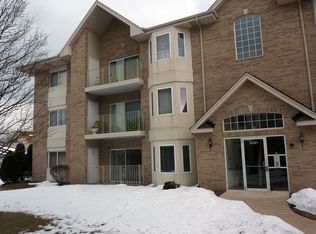 5331 W Mint Julip Dr APT 204, Alsip, IL 60803
