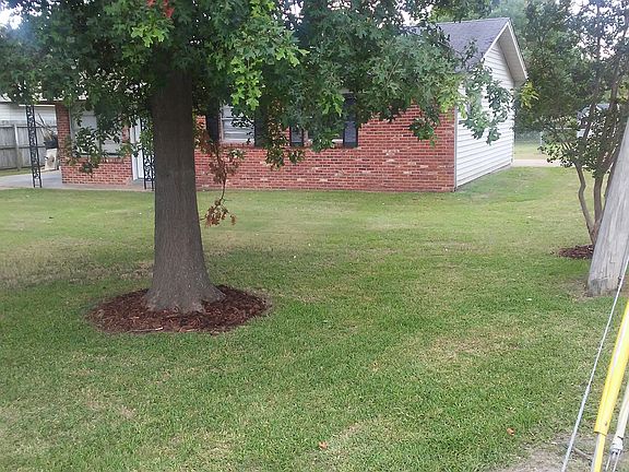 2nd image of 941 Miller Dr