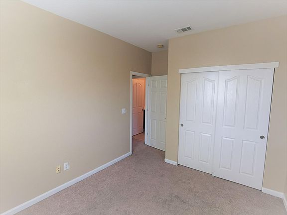 4th image of 1521 Walbury St