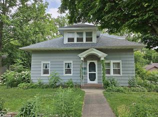 1108 C Ave E, Oskaloosa, IA 52577