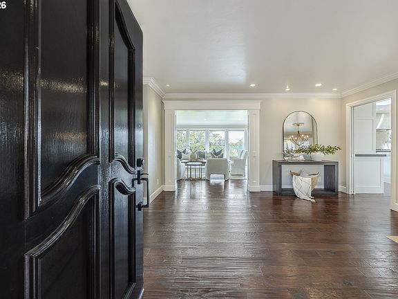 3rd image of 420 Spyglass Dr