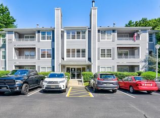 2501 Candlelight Ct, Helmetta, NJ 08828