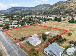 514 E Victory St, Banning, CA 92220