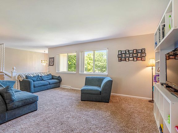 5th image of 3623 Gleneden Dr