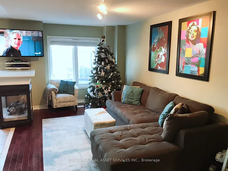 42 Keywood St — Photo 9