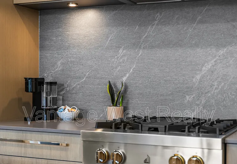 3389 Lakeshore Rd #210 — Photo 1