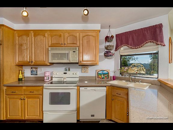3rd image of 1555 Northrim Ct Unit 284