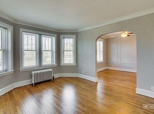 2457 W Fargo Ave #3, Chicago, IL 60645
