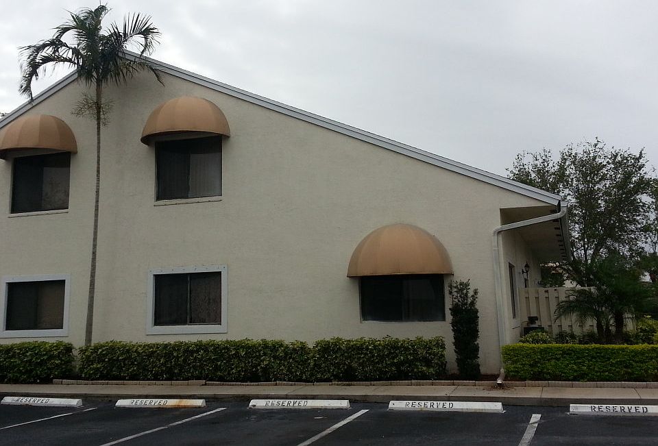 1st image of 10114 NW 33rd Pl