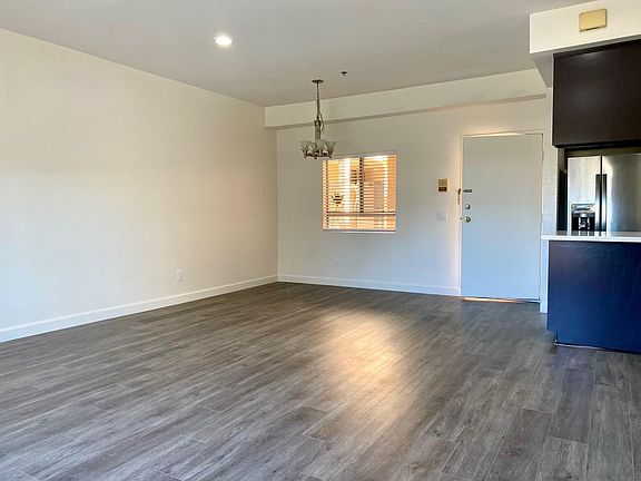 2nd image of 3742 Jasmine Ave APT 102