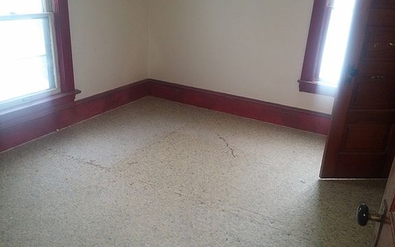 3rd image of 3601 W 52nd St