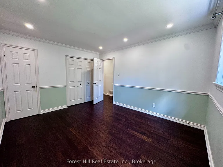 4278 Longmoor Dr — Photo 13