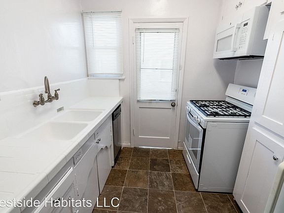 2nd image of 147 N Hamilton Dr #12376939