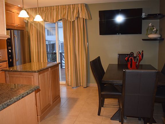 4th image of 539 Eltingville Blvd