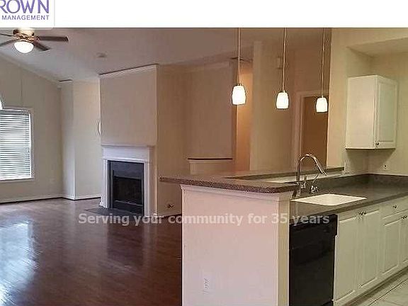 2nd image of 209 Spring Heights Ln SE Unit 2/209