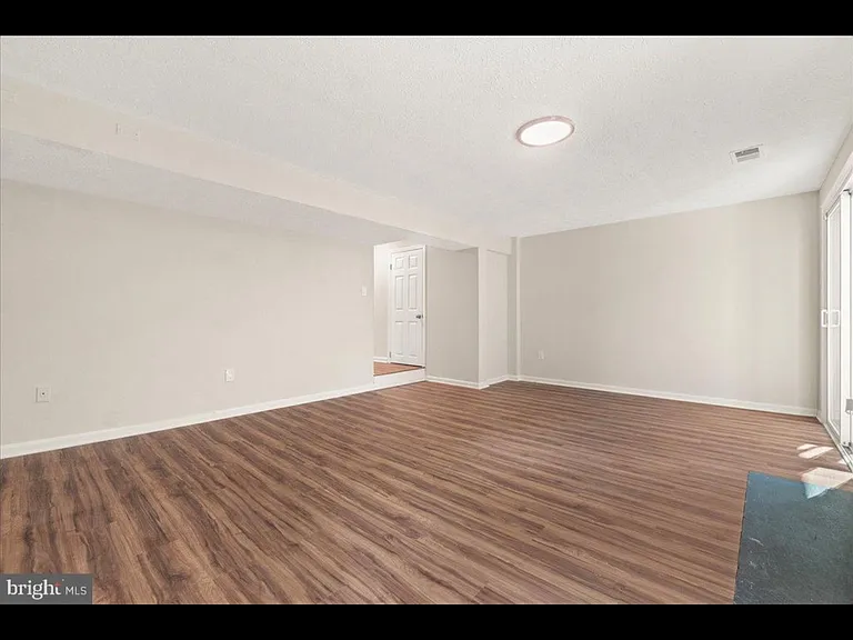 502 Ellrose Ct — Photo 19