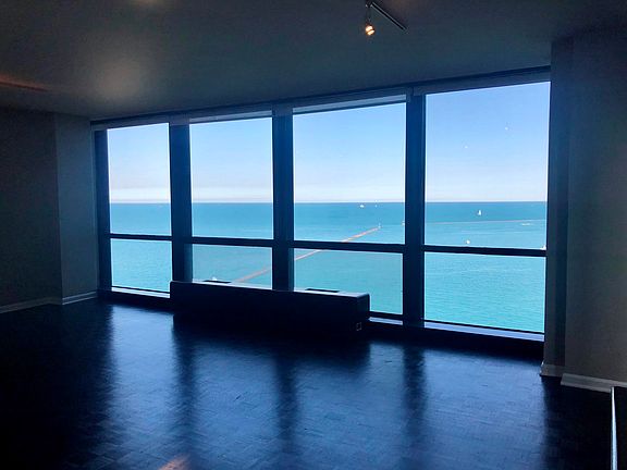 3rd image of 910 N Lake Shore Dr APT 1715