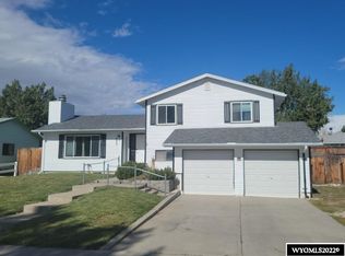 2834 Cherokee Ln, Casper, WY 82604