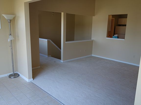 4th image of 7107 Village Dr Unit 7107