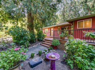 5475 NE Sunset Pl, Bainbridge Island, WA 98110