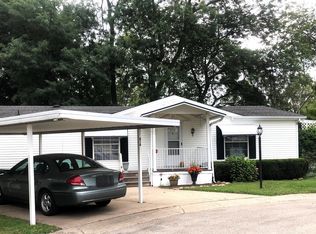 616 Holly Ct, Jonesville, MI 49250