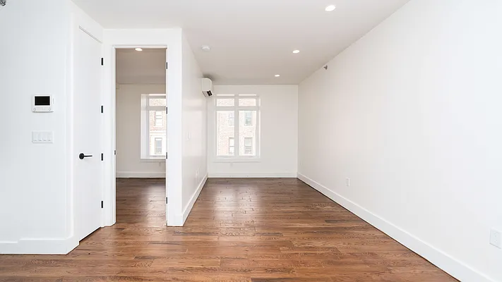 Rented by Nooklyn NYC LLC | media 50