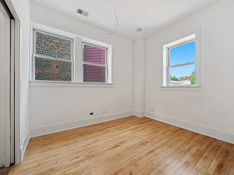 1412 N Washtenaw Ave #3 — Photo 13