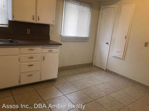2nd image of 217 N 27th St