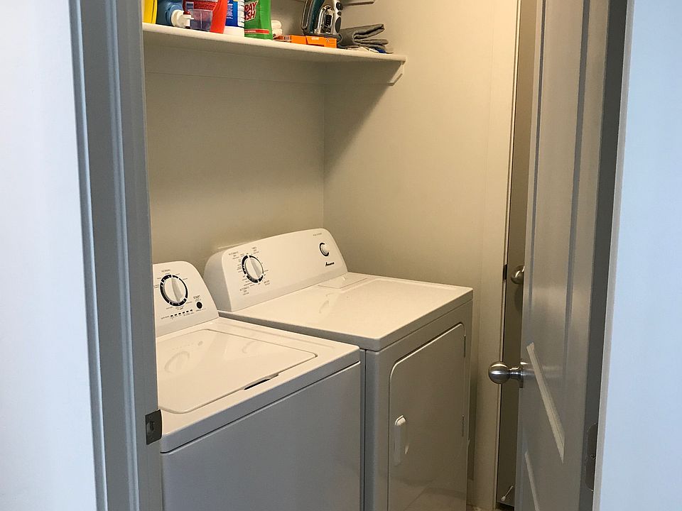 305 N 1300 W Centerville UT Zillow