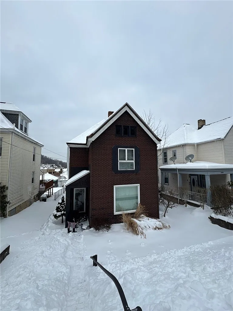 312 Welsh Ave photo 1