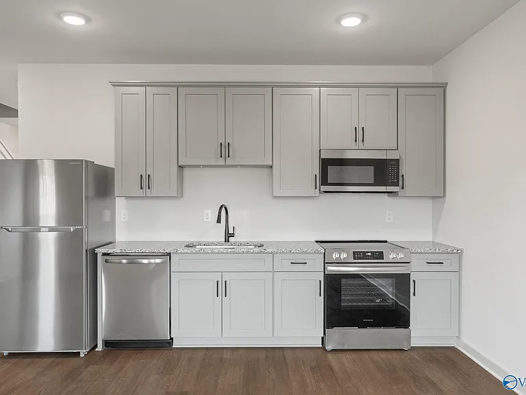 2512 Freeman Rd — Photo 16