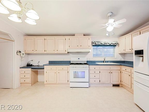 5th image of 6191 Great Smoky Ave