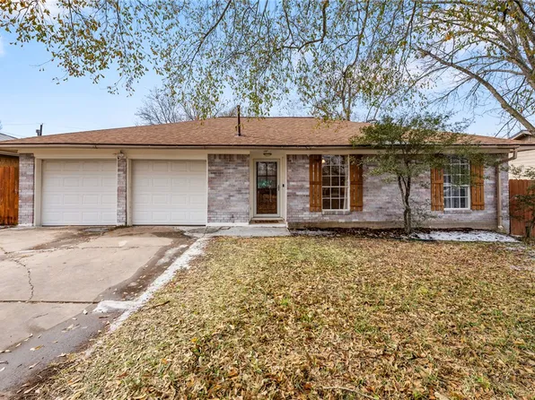 2902 Indiana Ave, Bryan, TX 77803