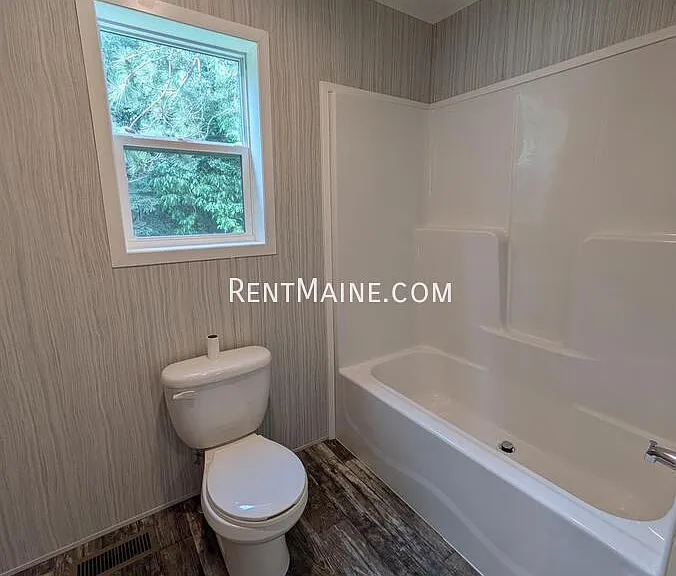 438 Finson Rd #2A — Photo 8