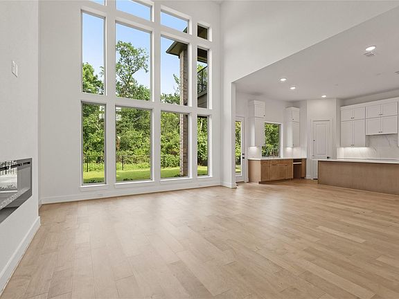4th image of 4423 Heather Crossing Way