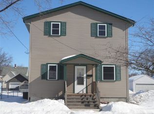 1015 9th St, Beloit, WI 53511