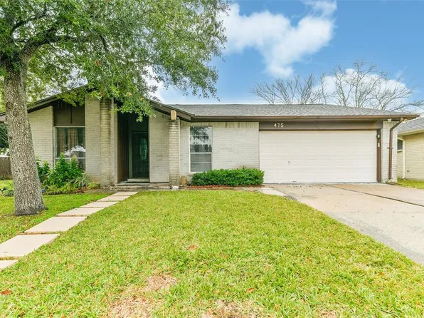 475 Seafoam Road, Houston, TX 77598