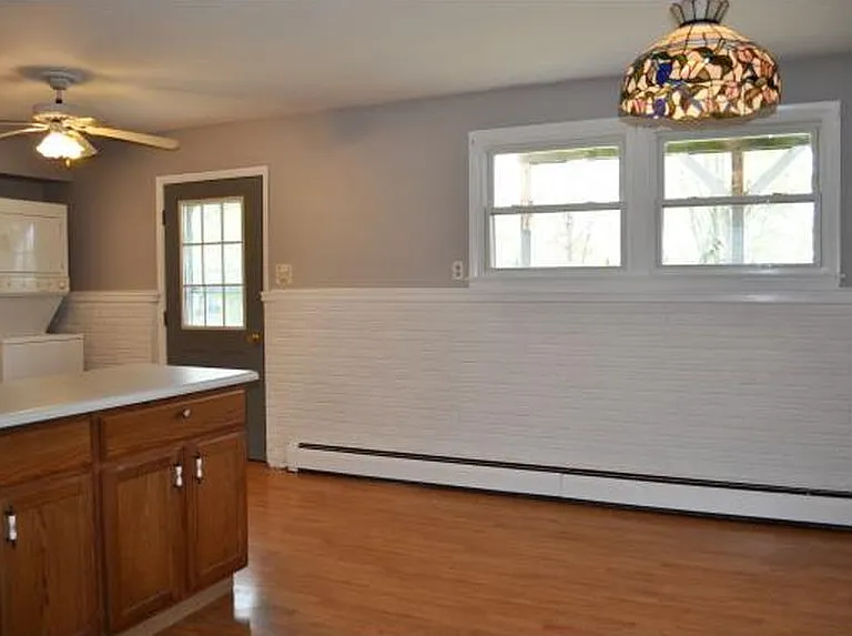 219 Snyder Hill Rd — Photo 11