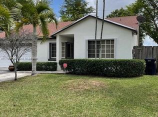 11624 SW 135th Ln, Miami, FL 33176