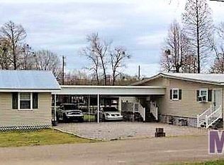 22405 Chinquapin Ave, Maurepas, LA 70449