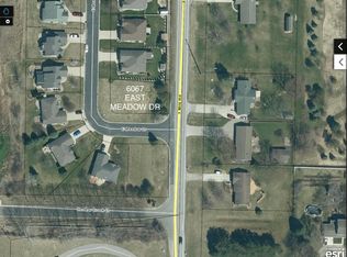 6067 E Meadow Dr, Bay City, MI 48706